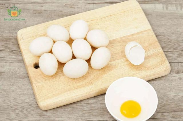 ăn trứng vịt có tăng cân không