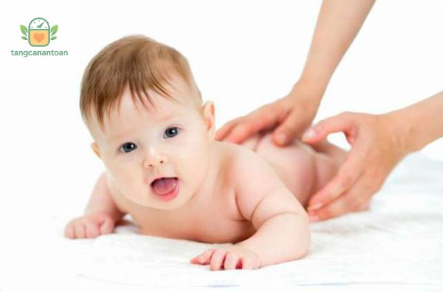 Giải Pháp Cho Tình Trạng Trẻ Sơ Sinh Tháng Thứ 3 Không Tăng Cân